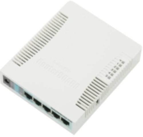 MIKROTIK RouterBOARD RB951G-2HnD, 600Mhz CPU, 128MB RAM, 5xGbit LAN, 2.4Ghz 802b/g/n, case, PSU - AGEMcz