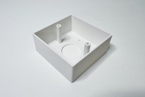 TP-LINK držák s kabelovou krytkou pro EAP115/230/650-Wall a TAPO S210/S220 na stěnu , bílý - AGEMcz